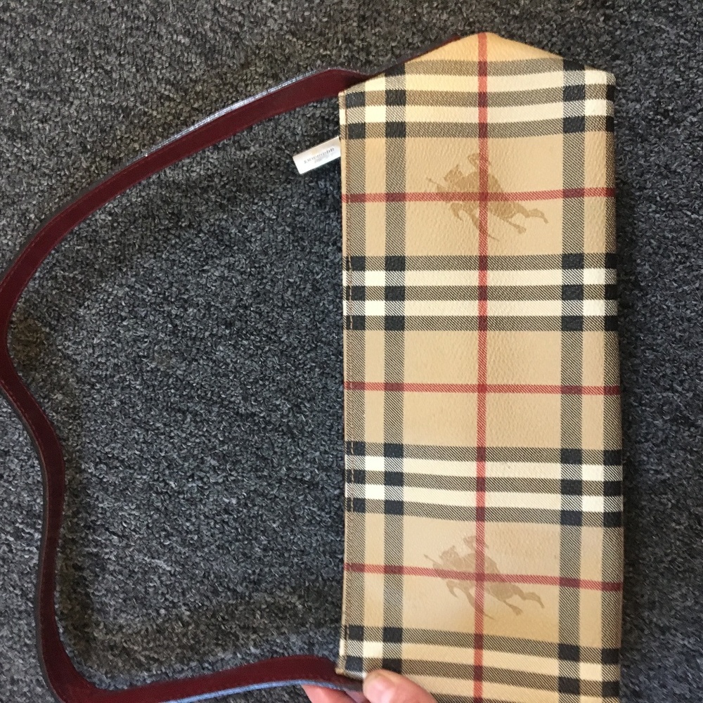 Burberry Triangle Signature Plaid Leather Purse